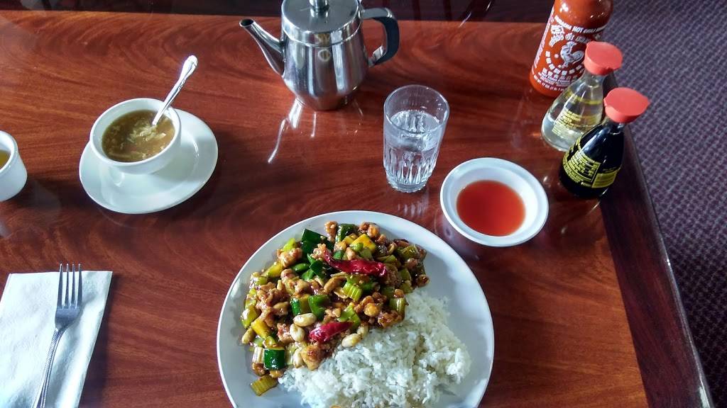 Taipei noodle haus | restaurant | 11642 NE Halsey St, Portland, OR 97220, USA | 5032065090 OR +1 503-206-5090