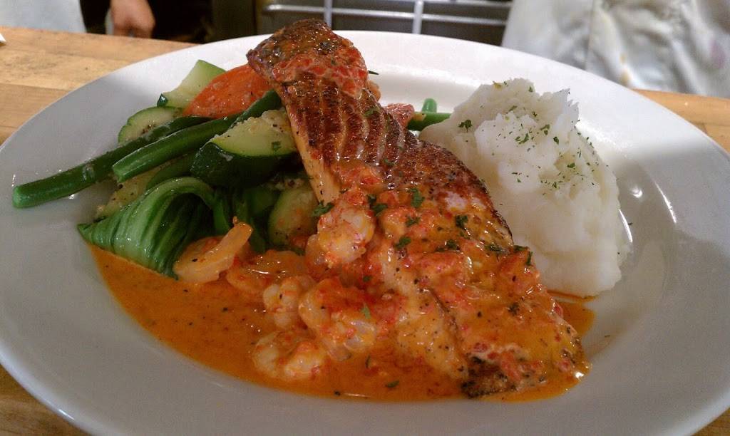 Sole Mio Ristorante Italiano | restaurant | 14441 Big Basin Way, Saratoga, CA 95070, USA | 4087411518 OR +1 408-741-1518