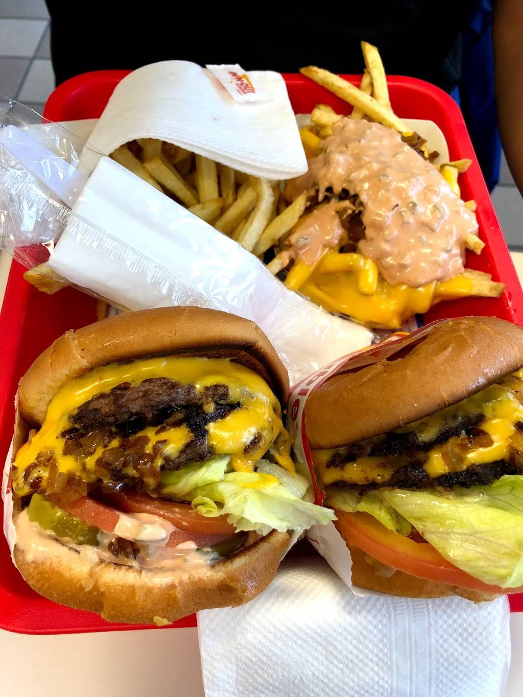 In-N-Out Burger | restaurant | 1550 Newbury Rd, Newbury Park, CA 91320, USA | 8007861000 OR +1 800-786-1000