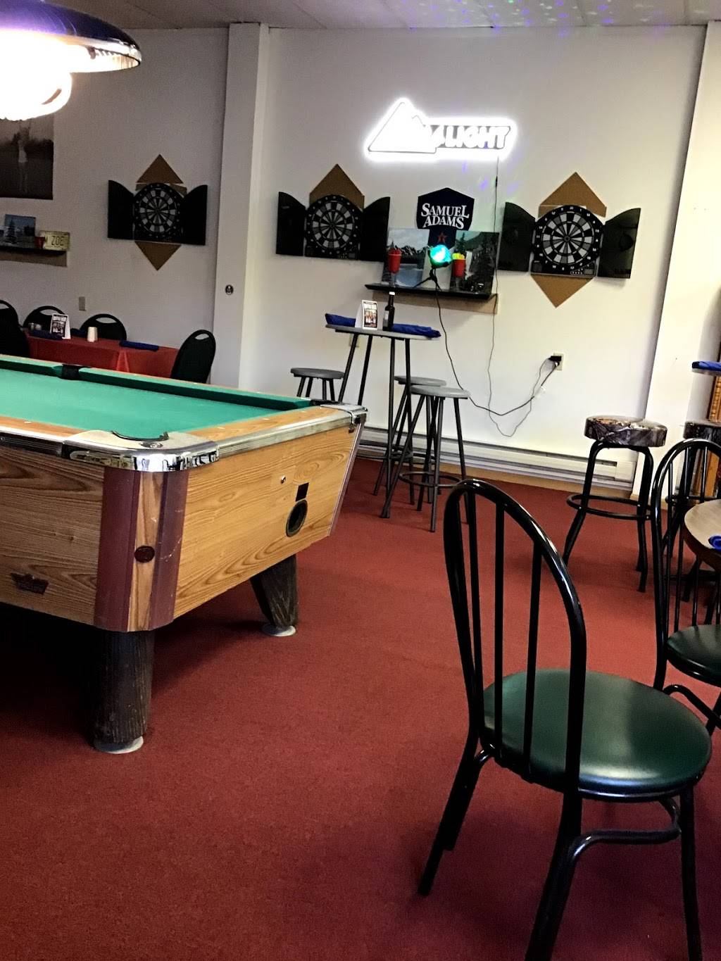 Newell Catering Cafe | restaurant | 124 S Fulton St, Newell, IA 50568, USA | 7122993530 OR +1 712-299-3530