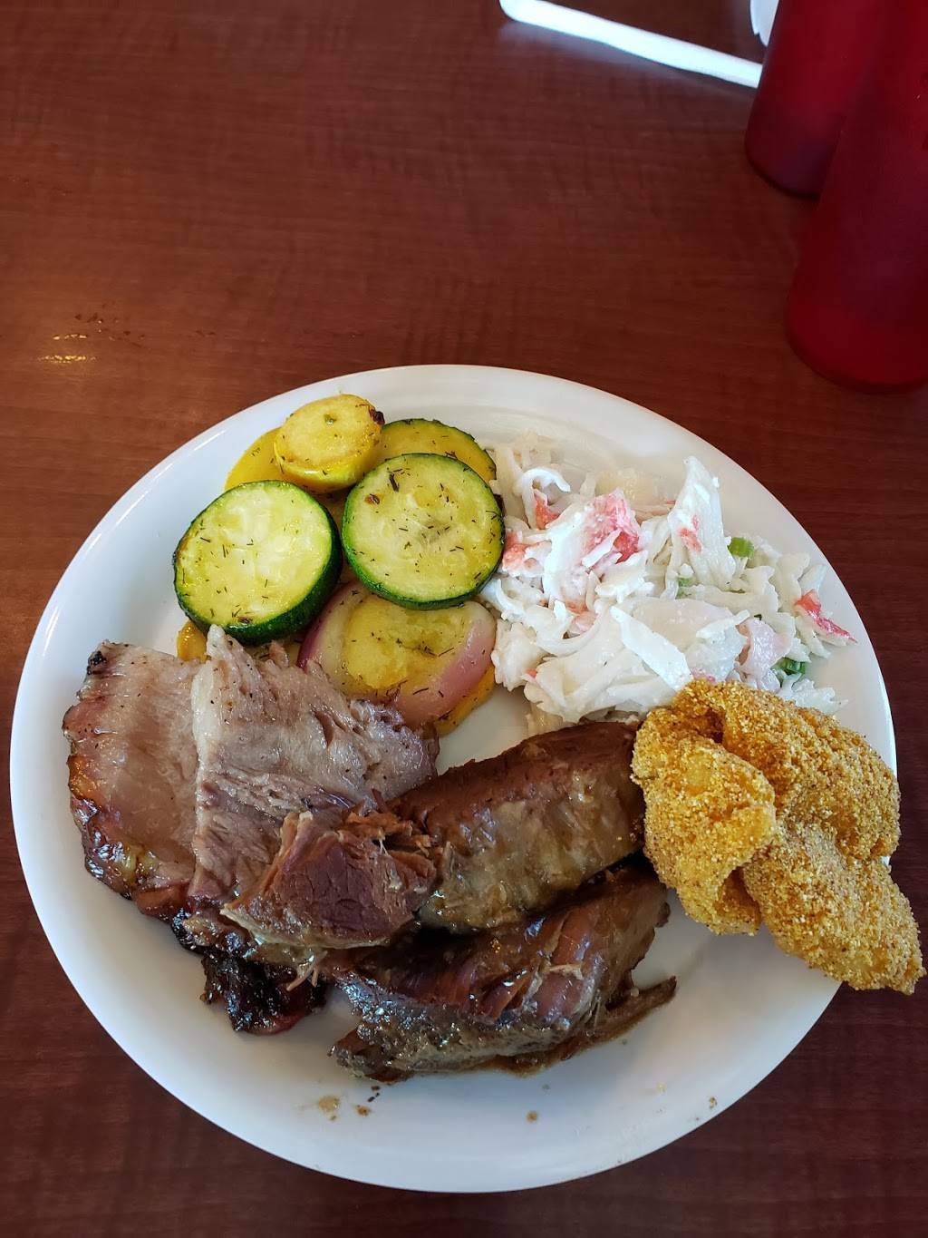 Golden Corral Buffet & Grill | restaurant | 1788 E Sternberg Rd, Muskegon, MI 49444, USA | 2317982200 OR +1 231-798-2200
