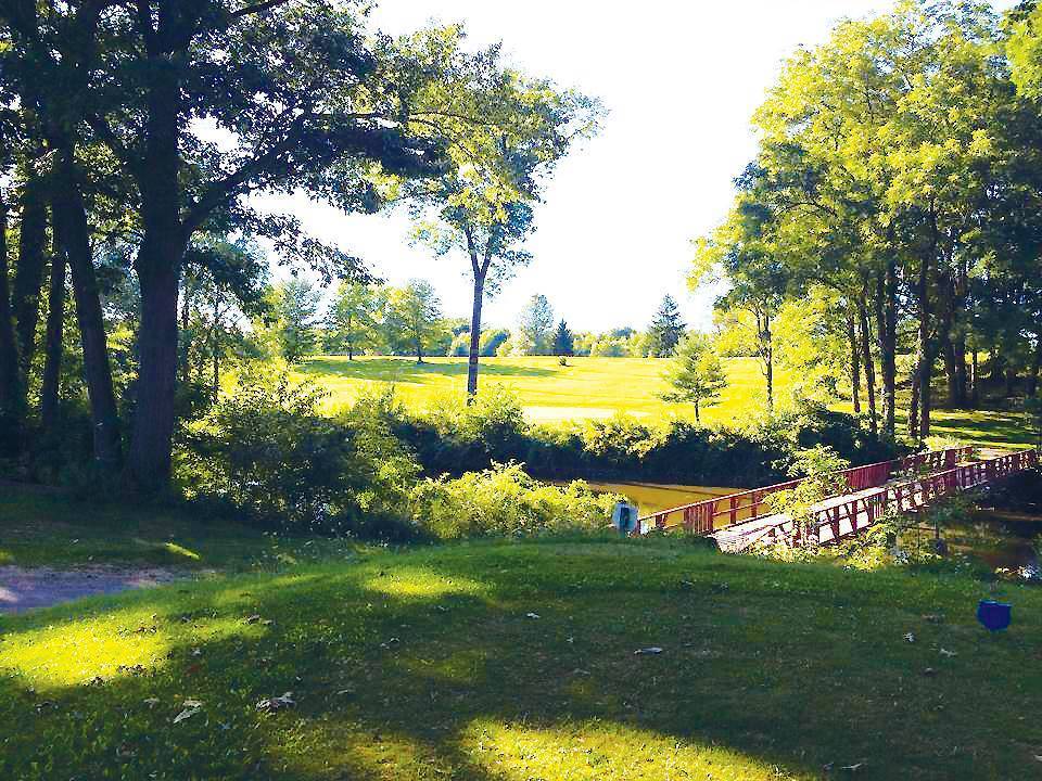 Olde Dutch Mill Golf Course & Sports Facility | restaurant | 2745 Grandview Rd, Lake Milton, OH 44429, USA | 3306544100 OR +1 330-654-4100