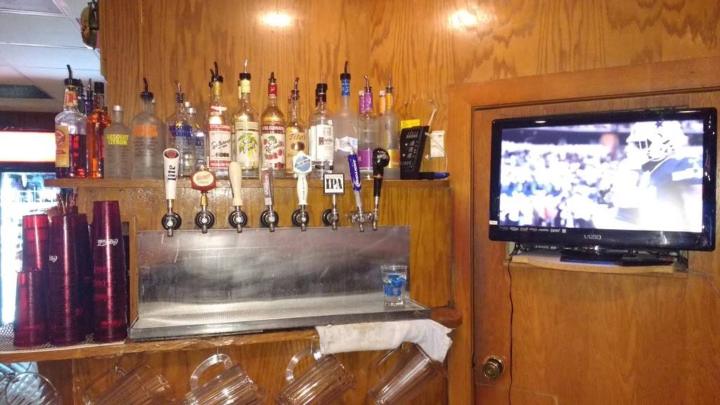 The U Neighborhood Bar And Grill | restaurant | 7500 Douglas Ave, Urbandale, IA 50322, USA | 5152789575 OR +1 515-278-9575