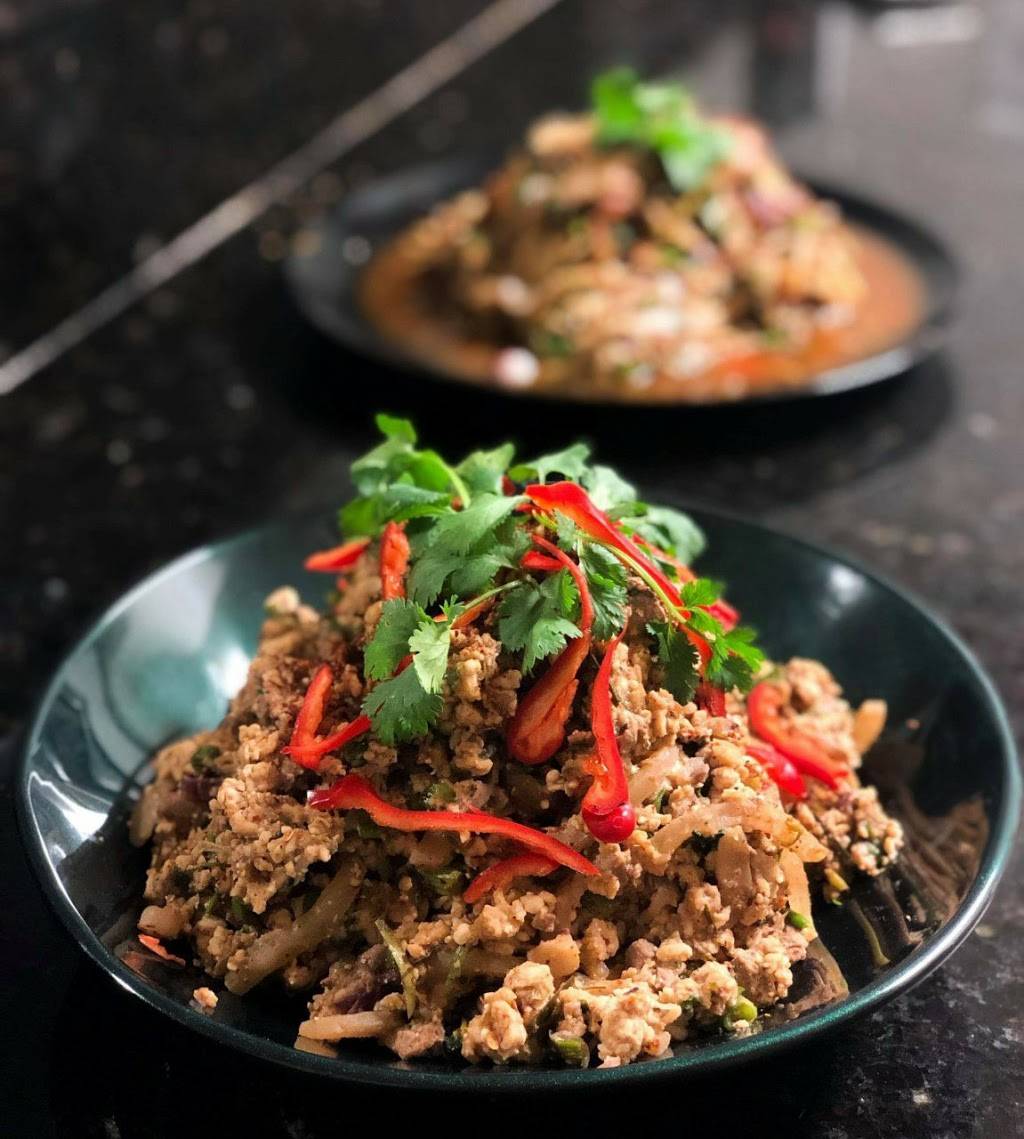 Lucky Thai Food | restaurant | 1570 Alton Rd #C, Miami Beach, FL 33139, USA | 3057638311 OR +1 305-763-8311