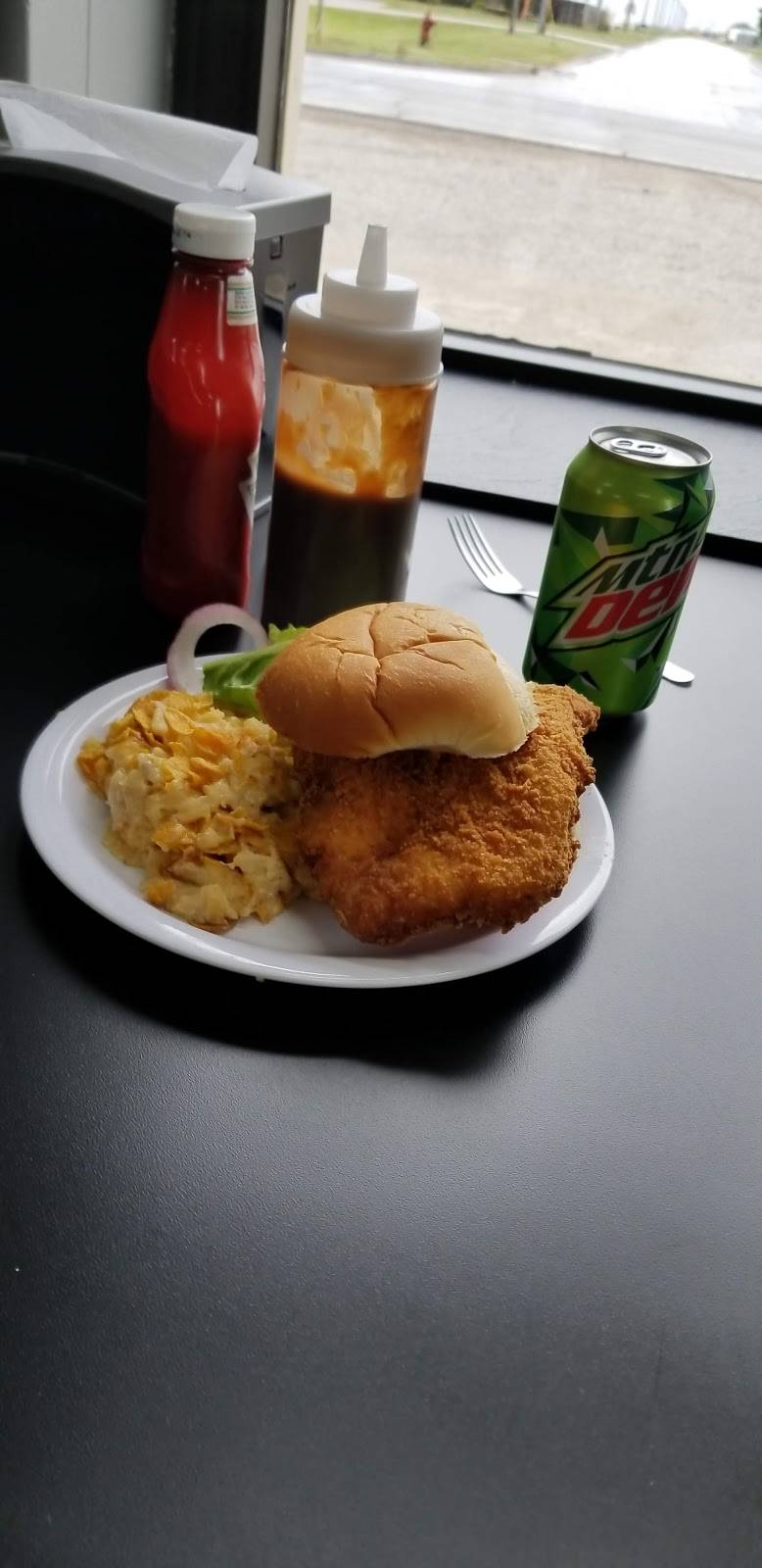 Guys with Grills | restaurant | Story City, IA 50248, USA | 5157332026 OR +1 515-733-2026