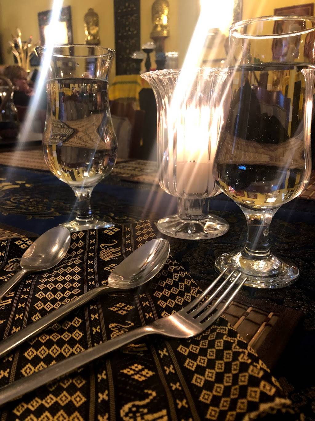 Bualai Taste of Thai | restaurant | 108 Walton St, Port Hope, ON L1A 1N3, Canada | 9058851300 OR +1 905-885-1300