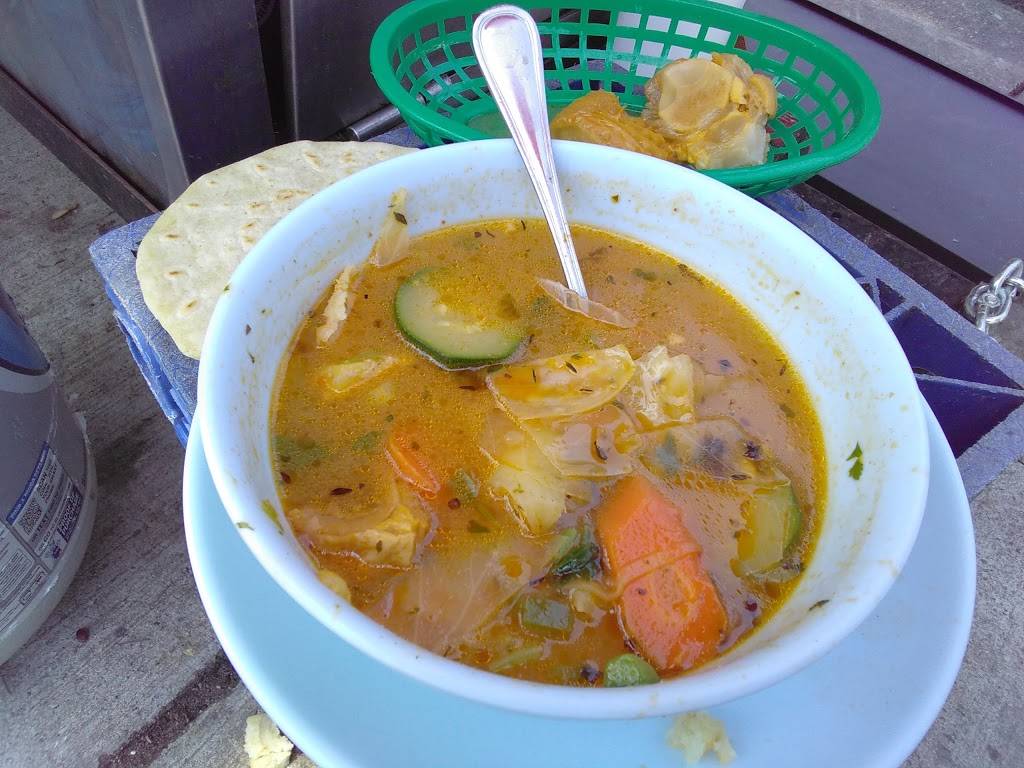 Los Cobanos Restaurant | restaurant | 11210 Grandview Ave, Wheaton, MD 20902, USA | 3019332026 OR +1 301-933-2026