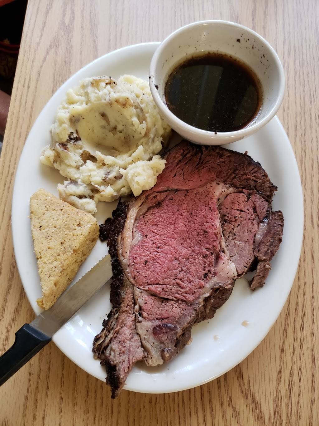 Johnny Cakes & Steaks Homestyle Restaurant | restaurant | 859 US Hwy 41 S, Inverness, FL 34450, USA | 3527653326 OR +1 352-765-3326