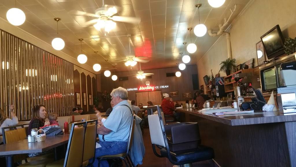 Sterling Cafe | restaurant | 131 S Broadway Ave, Sterling, KS 67579, USA | 6202783099 OR +1 620-278-3099
