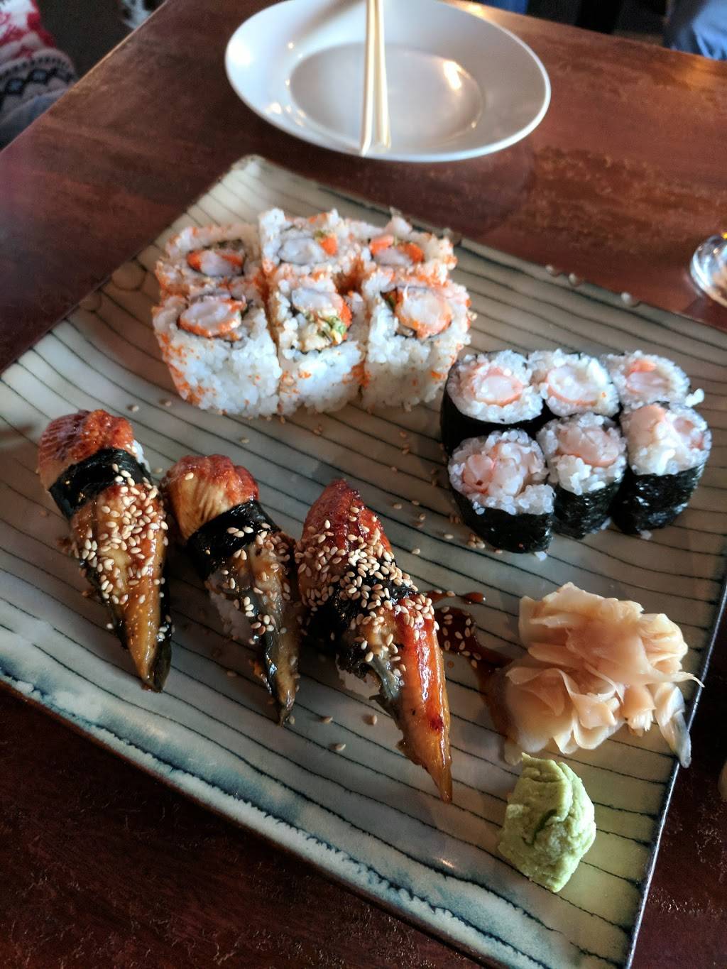 Pacific East Japanese Restaurant | restaurant | 1763 Coventry Rd, Cleveland Heights, OH 44118, USA | 2163202302 OR +1 216-320-2302