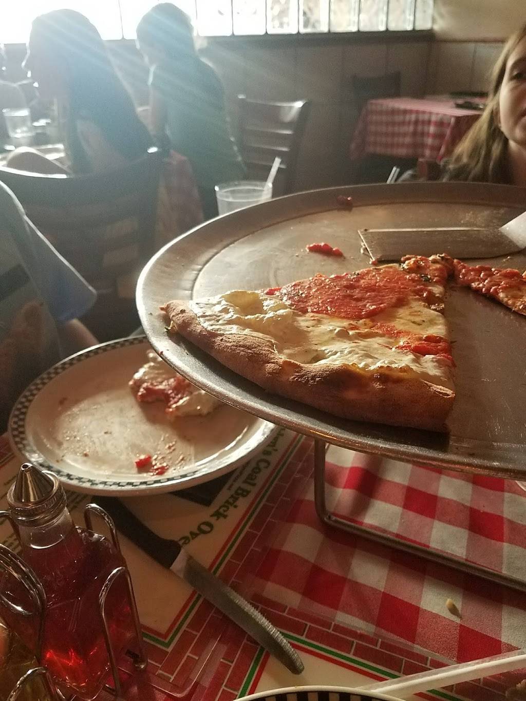 Brooklyns Coal-Burning Brick-Oven Pizzeria | restaurant | 15 Oak St, Ridgewood, NJ 07450, USA | 2014937600 OR +1 201-493-7600