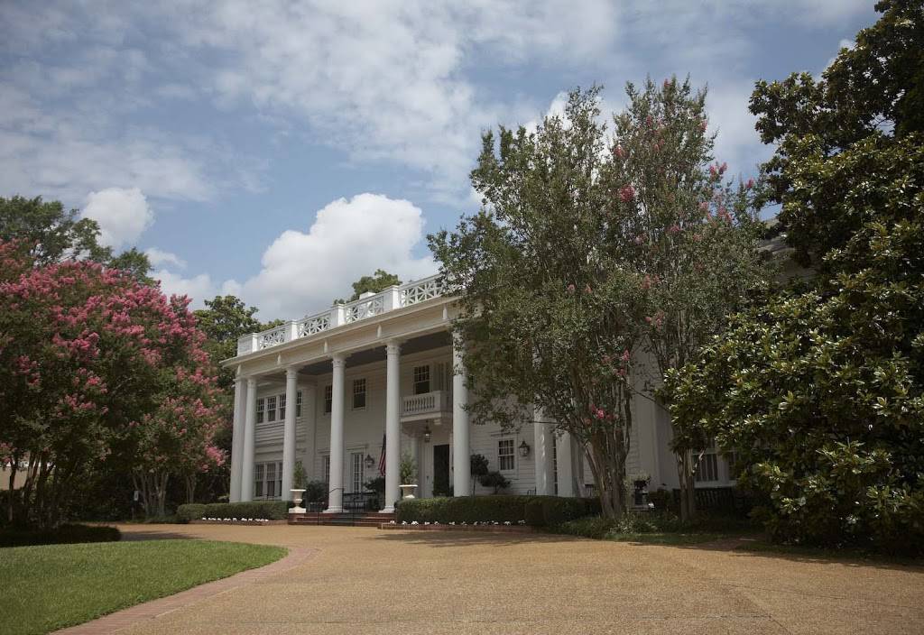 Fairview Inn | night club | 734 Fairview St, Jackson, MS 39202, USA | 6019483429 OR +1 601-948-3429