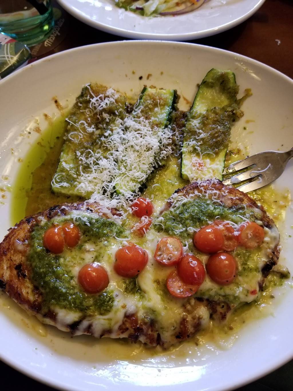 Olive Garden Italian Restaurant | meal takeaway | 8367 3rd St N, Oakdale, MN 55128, USA | 6512641447 OR +1 651-264-1447