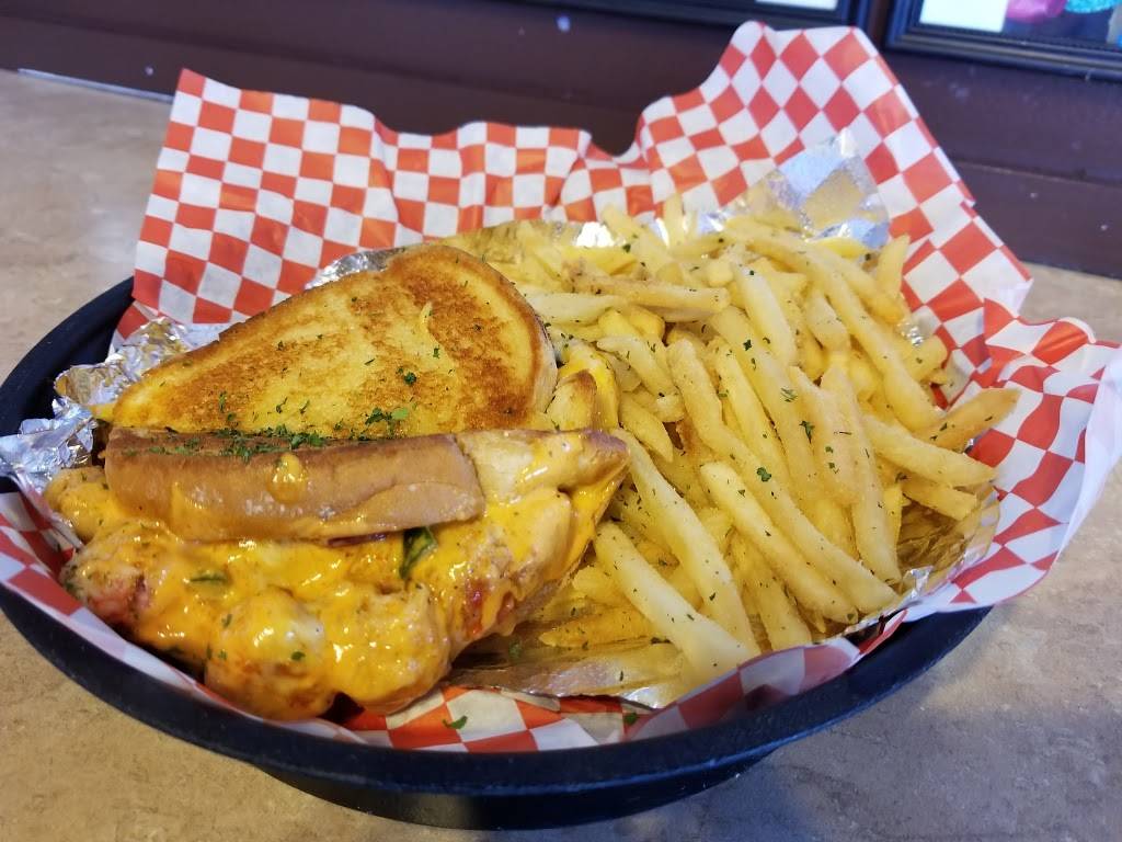 Off The Hook Seafood And More | restaurant | 125 W Britton Rd, Oklahoma City, OK 73114, USA | 4058403474 OR +1 405-840-3474