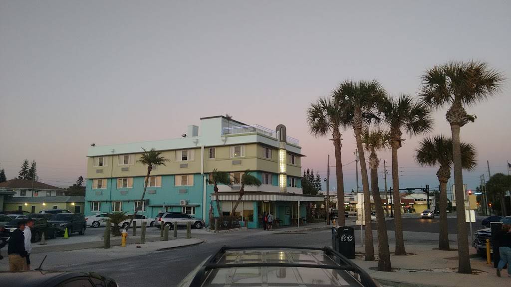 Palm Pavilion Inn | restaurant | 18 Bay Esplanade, Clearwater Beach, FL 33767, USA | 8004337256 OR +1 800-433-7256