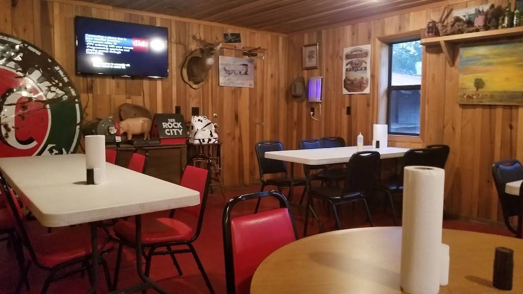 Corner Pit BBQ | restaurant | 107 Dellrose Rd, Dellrose, TN 38453, USA | 9317324575 OR +1 931-732-4575