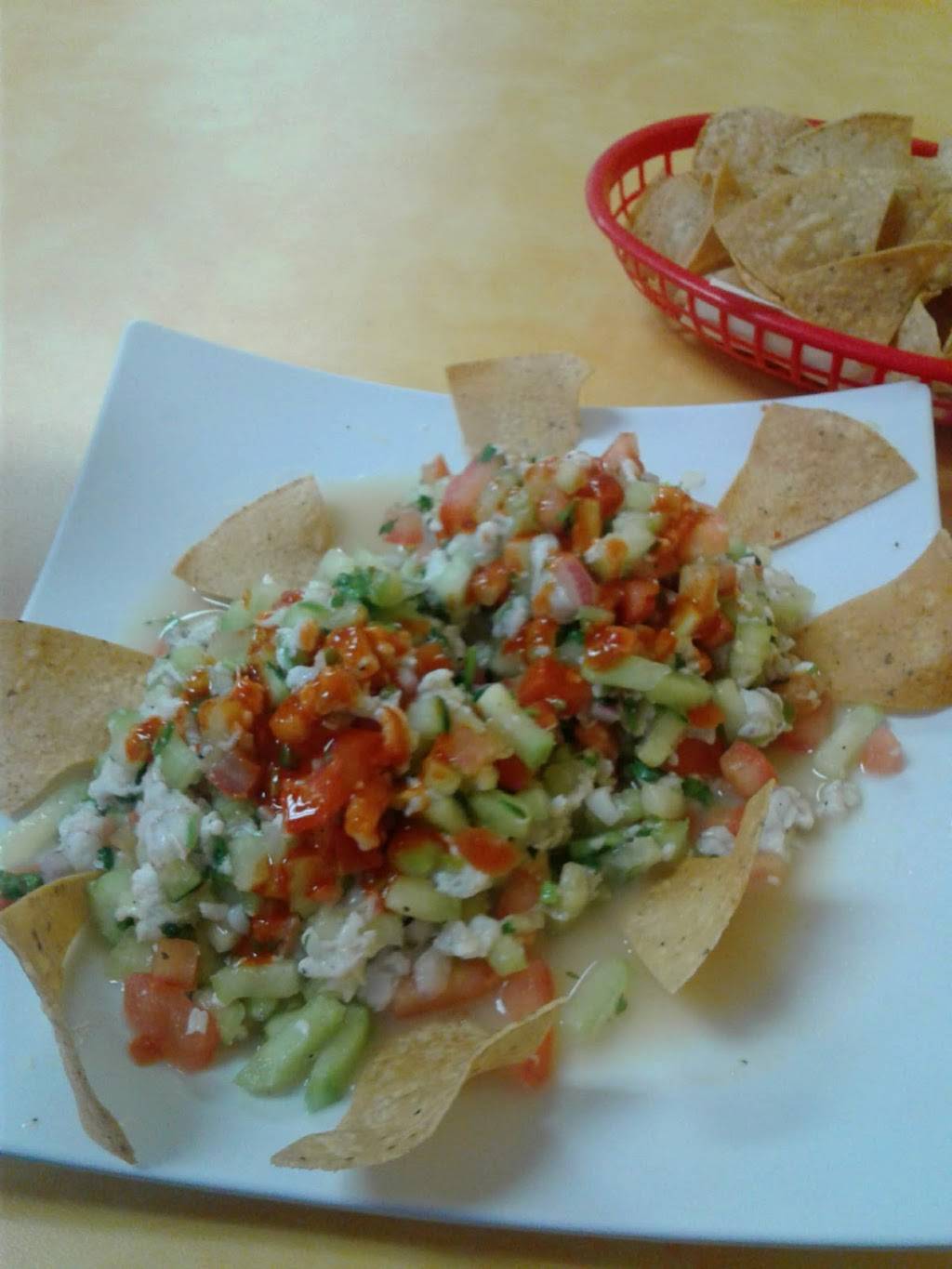 Mariscos Las Palmas | restaurant | 41925 Motor Car Pkwy c, Temecula, CA 92591, USA | 9516932222 OR +1 951-693-2222