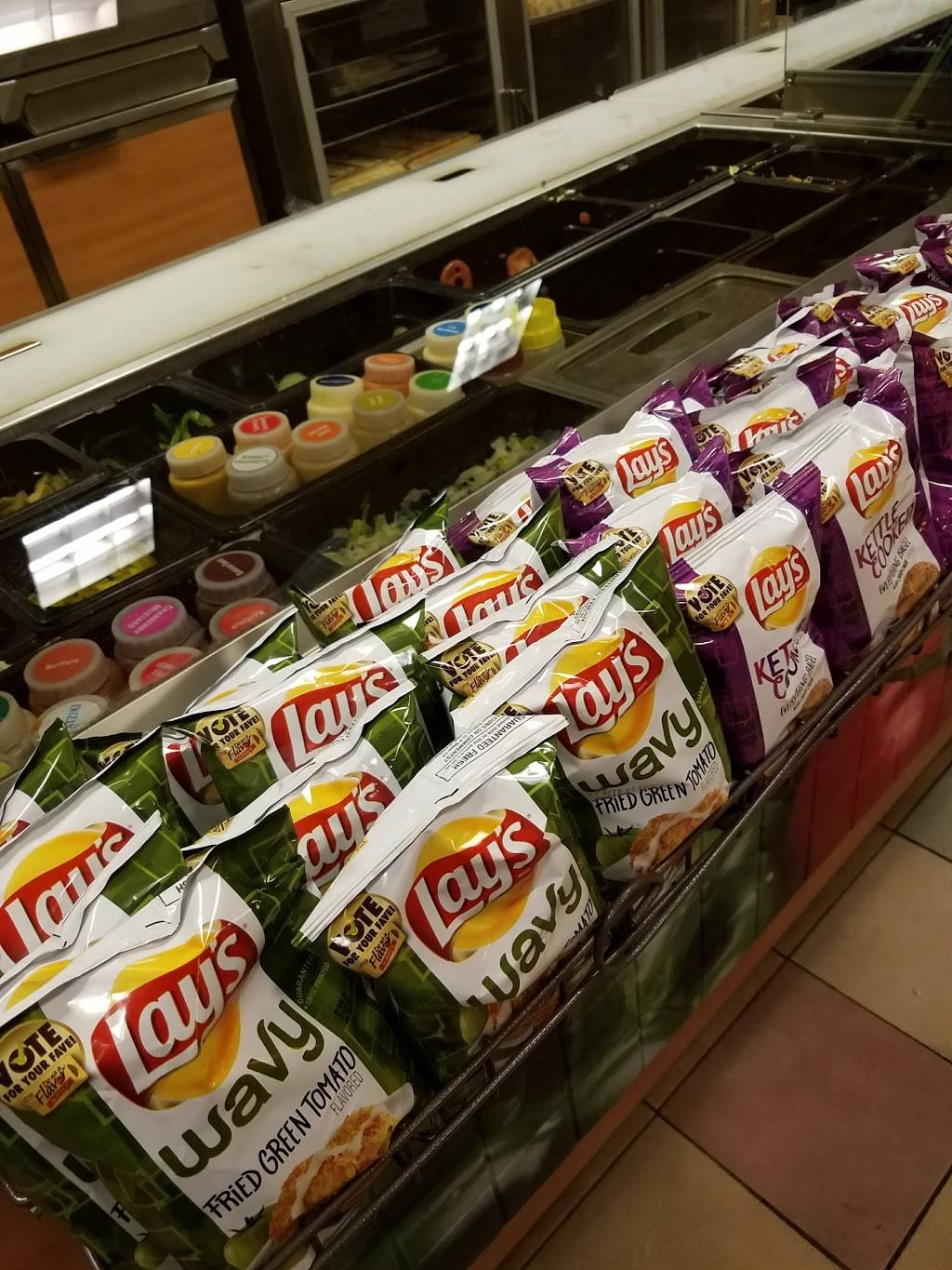 Subway Restaurants | restaurant | 10 Wall St, Burlington, MA 01803, USA | 7817508354 OR +1 781-750-8354