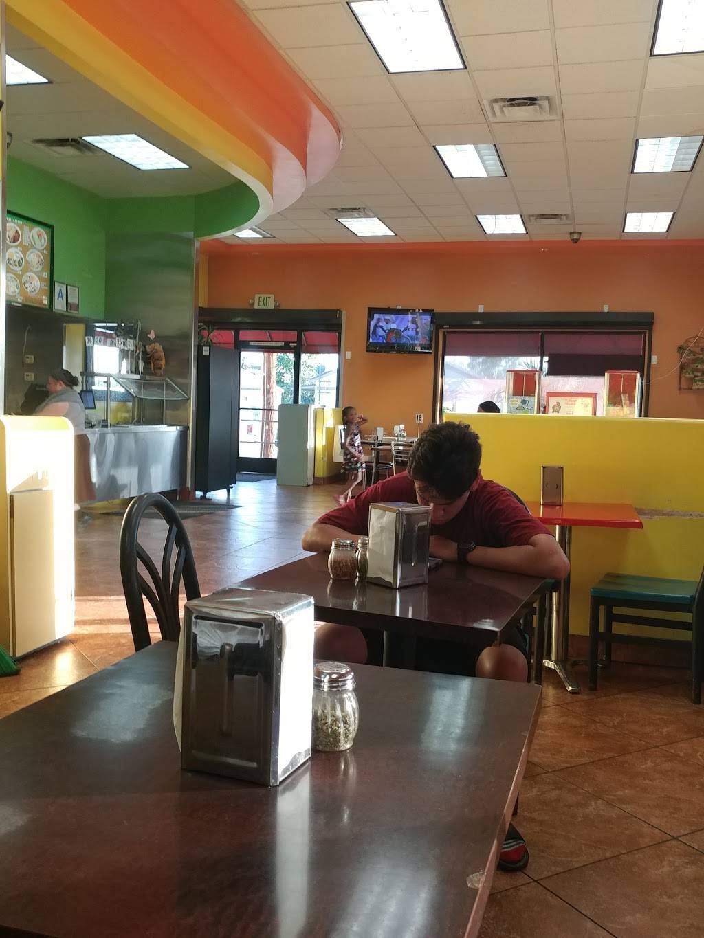 Mi Pueblito Mexican Restaurant | restaurant | 12824 Van Nuys Blvd, Pacoima, CA 91331, USA | 8188900300 OR +1 818-890-0300
