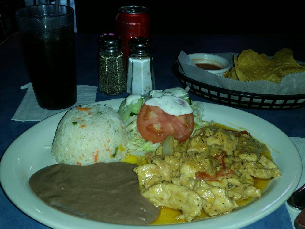 Lilians Restaurant | restaurant | 3901 Mt Vernon Ave, Alexandria, VA 22305, USA | 7038378494 OR +1 703-837-8494