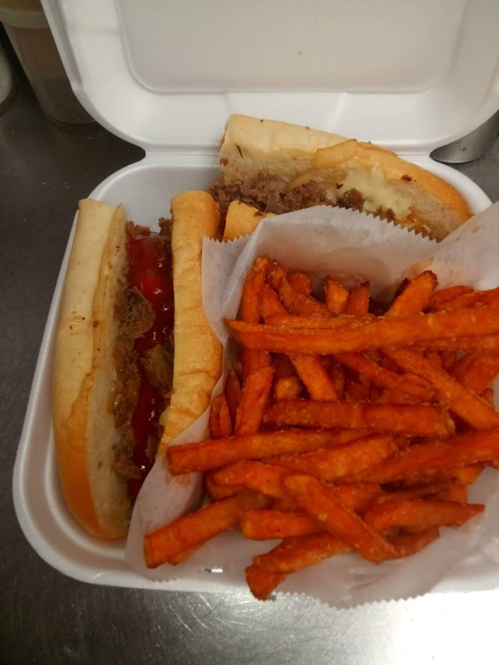 Tonys Palace Pizza | meal delivery | 4860 N Broad St, Philadelphia, PA 19141, USA | 2154555610 OR +1 215-455-5610