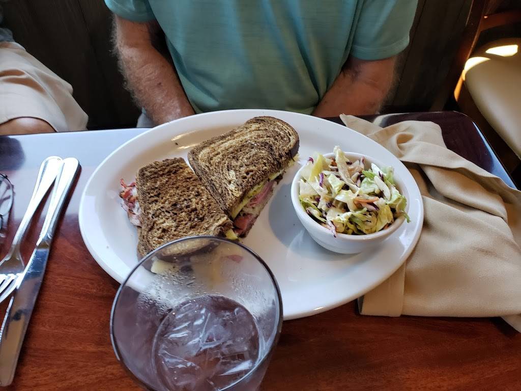 Flames Restaurant and Tap House | restaurant | 13434 Lincoln Way, Auburn, CA 95603, USA | 5307454242 OR +1 530-745-4242