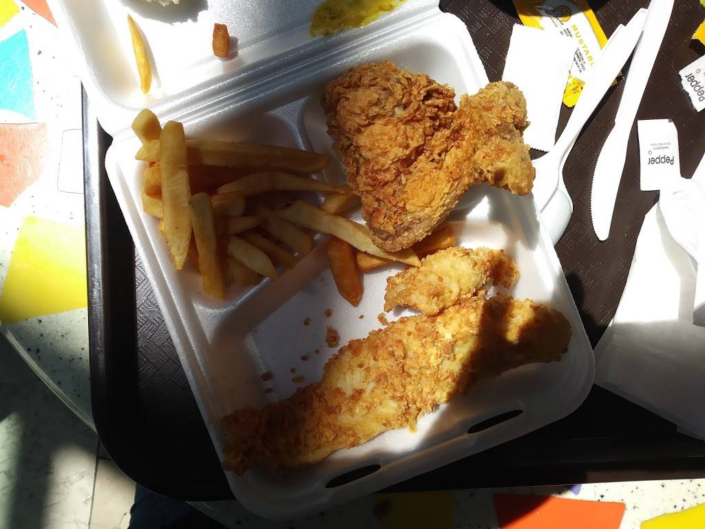 Louisiana Famous Fried Chicken | restaurant | 849 E Commerce St, San Antonio, TX 78205, USA | 2102278878 OR +1 210-227-8878