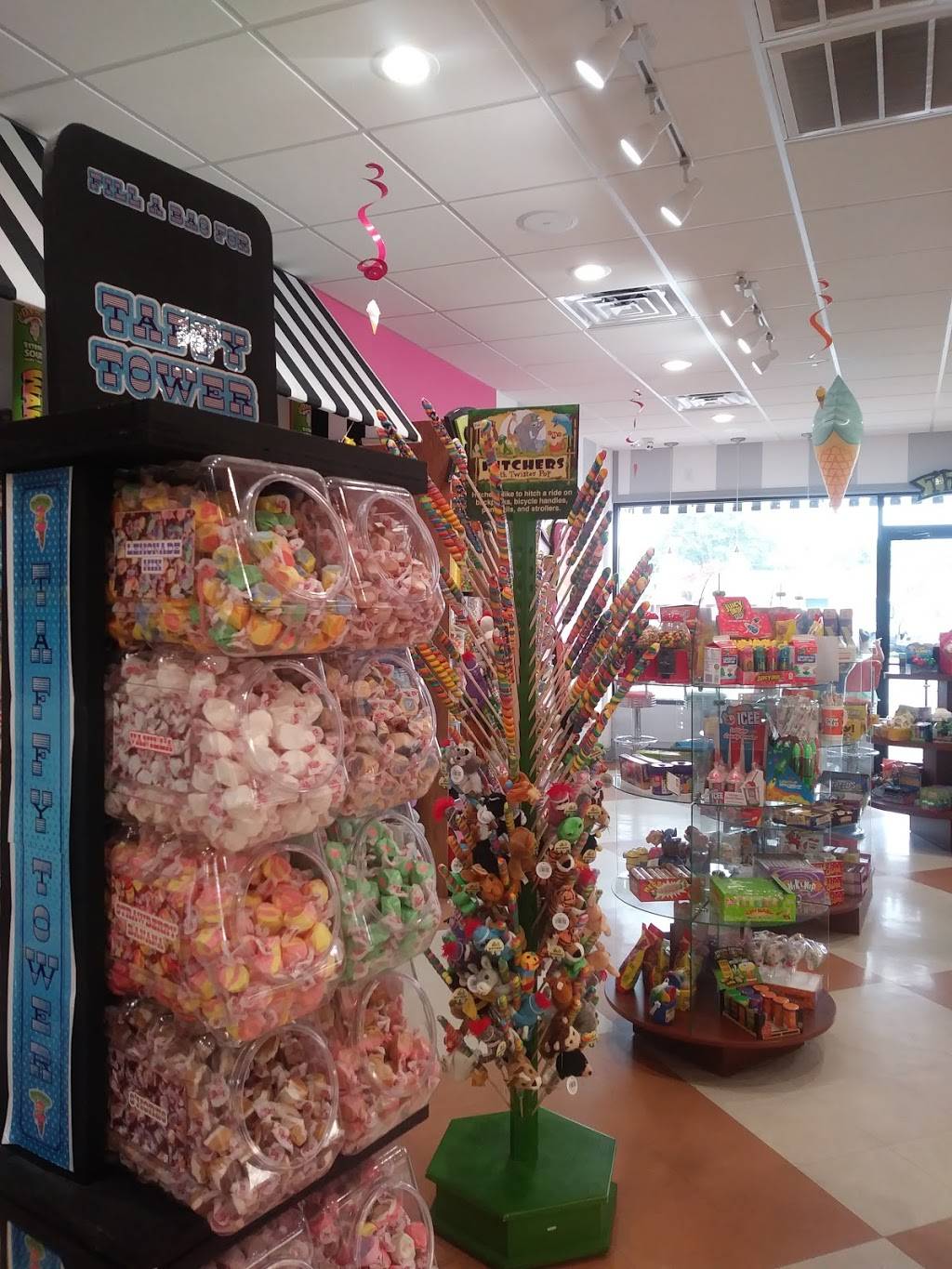 ScoopS | restaurant | 109 SW Broad St, Lyons, GA 30436, USA | 9124033165 OR +1 912-403-3165