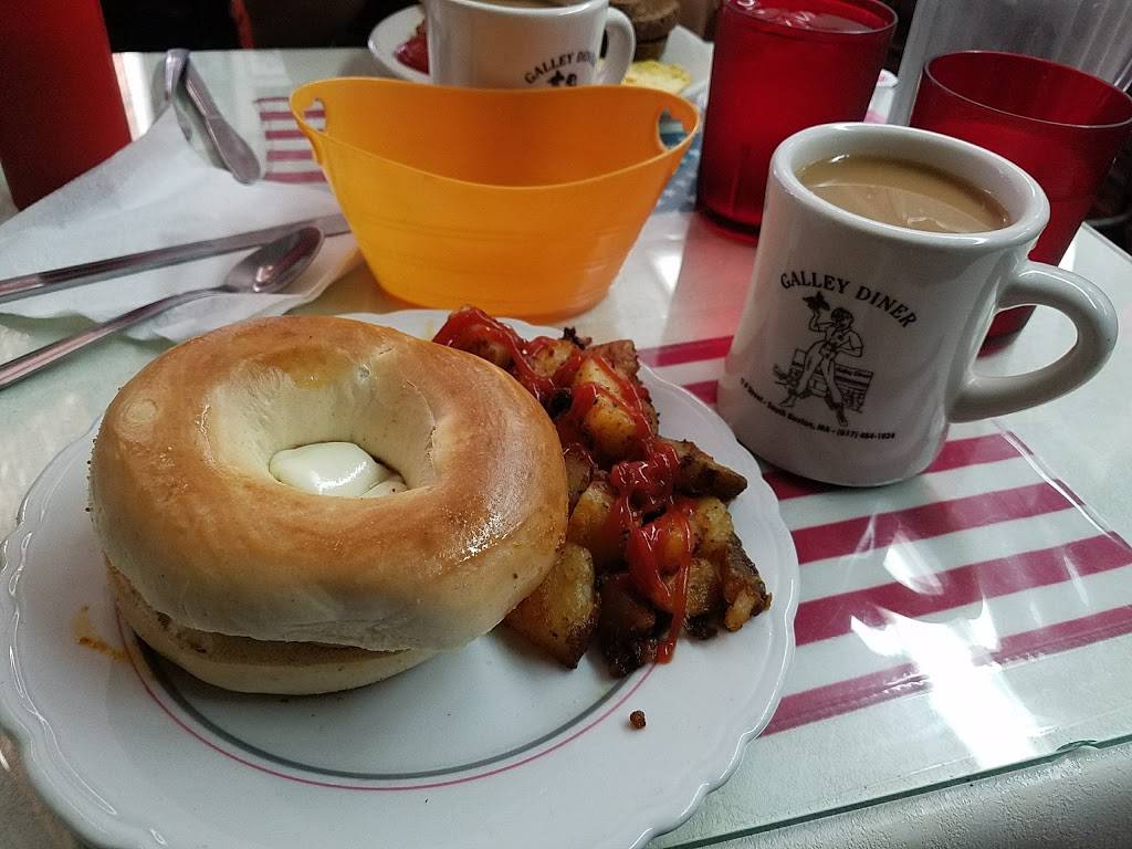 Galley Diner | meal takeaway | 11 P St, South Boston, MA 02127, USA | 6174641024 OR +1 617-464-1024