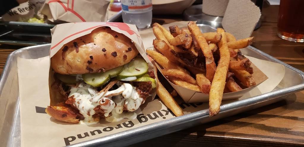 The Crack Shack - Century City | restaurant | 10250 CA-2, Los Angeles, CA 90067, USA | 4243200046 OR +1 424-320-0046