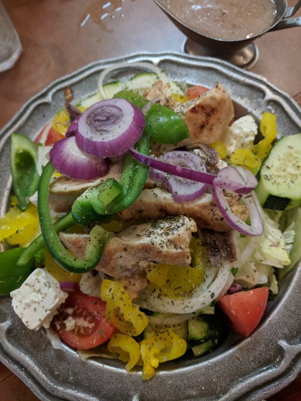 Dappers West Family Restaurant | restaurant | 980 W Lake St, Addison, IL 60101, USA | 6305432700 OR +1 630-543-2700