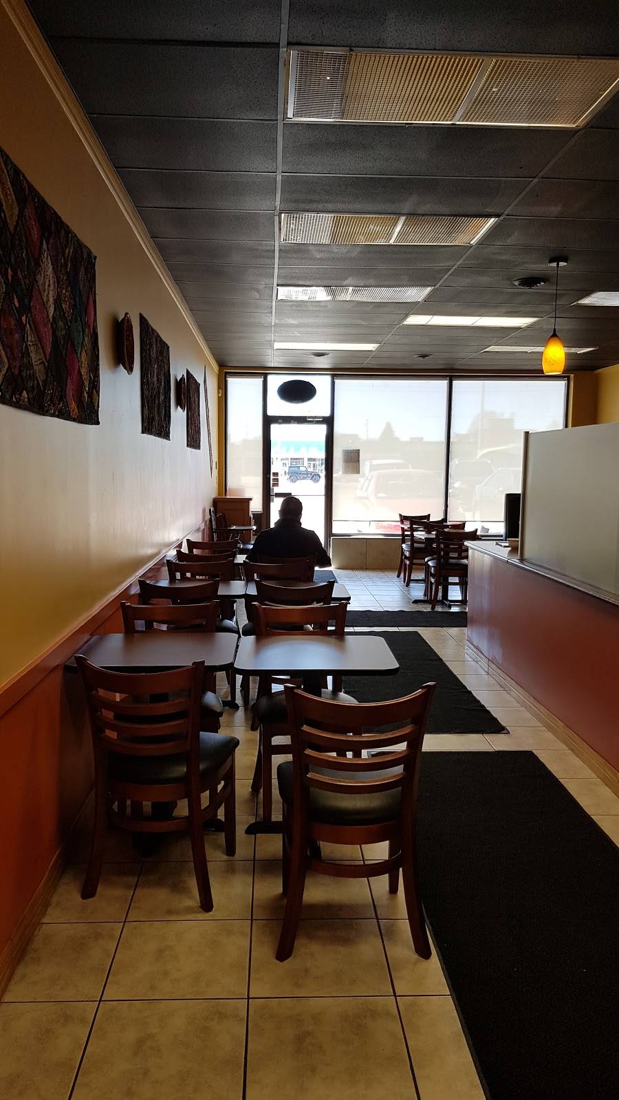 Kurry Houzz & Grill | restaurant | 427 St Clair St, Chatham, ON N7L 3K4, Canada | 5193513999 OR +1 519-351-3999