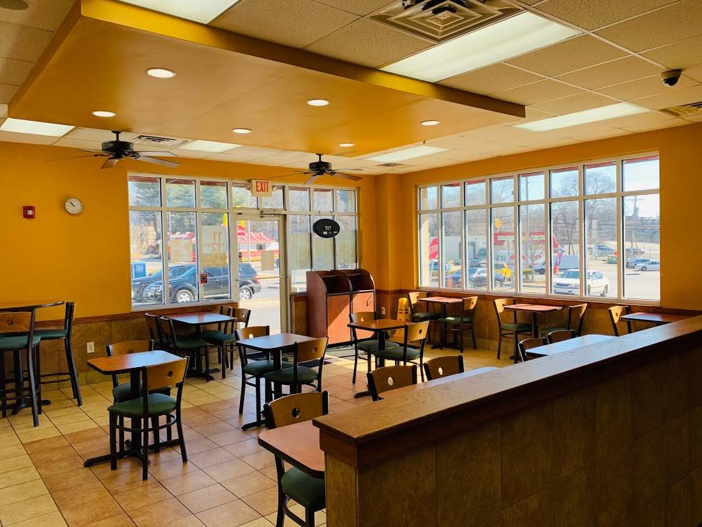 Popeyes Louisiana Kitchen | restaurant | 101 S MacDade Blvd, Darby, PA 19023, USA | 6102004594 OR +1 610-200-4594
