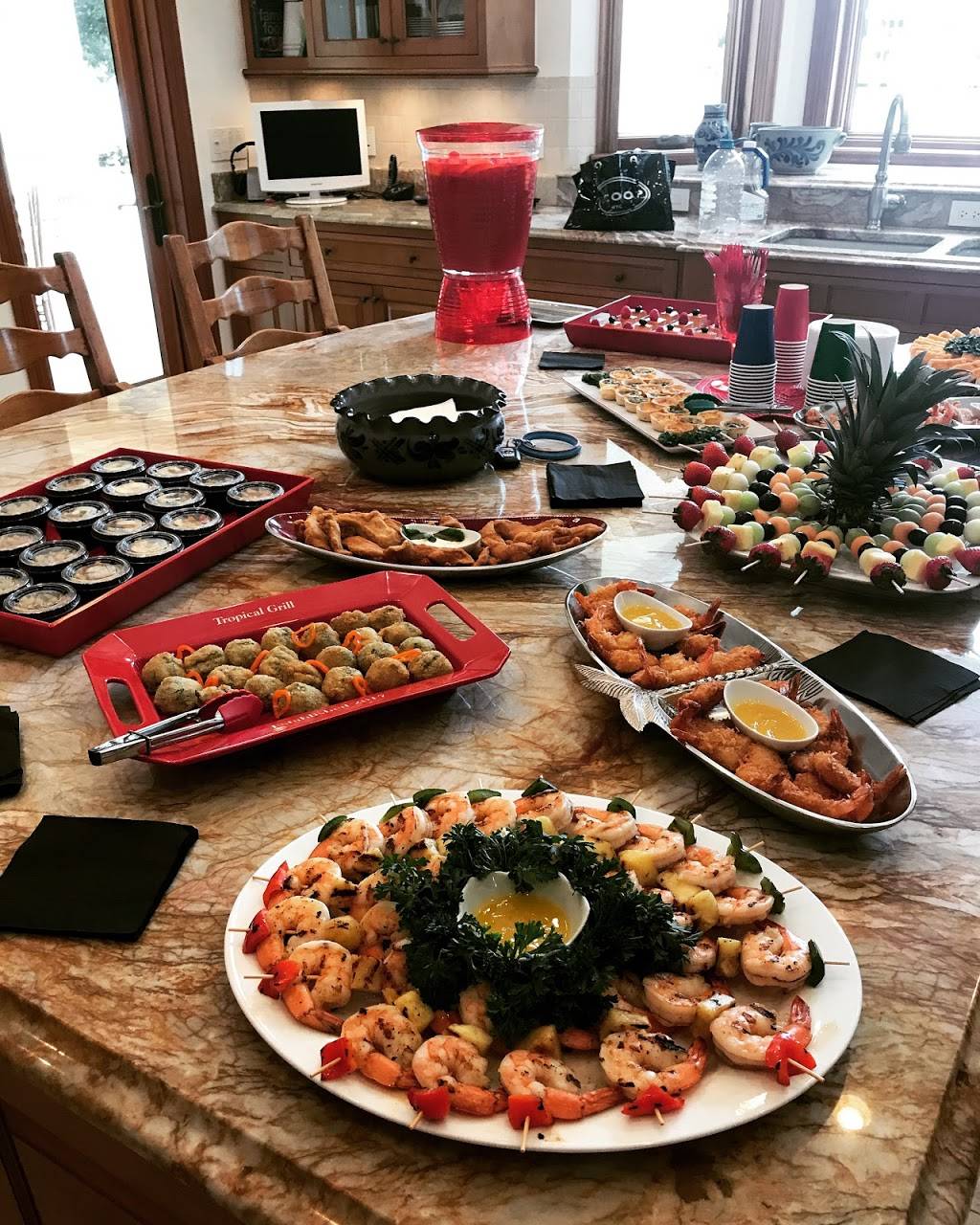 Tropical Grill Island Cuisine | restaurant | 241 N Ocean Dr, Deerfield Beach, FL 33441, USA | 7542275055 OR +1 754-227-5055