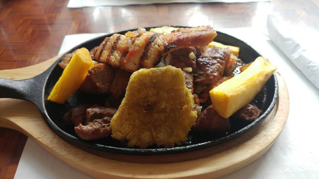 Mi Tierra Restaurant | restaurant | 828 St Clair Ave W, Toronto, ON M6C 1C1, Canada | 4166548886 OR +1 416-654-8886