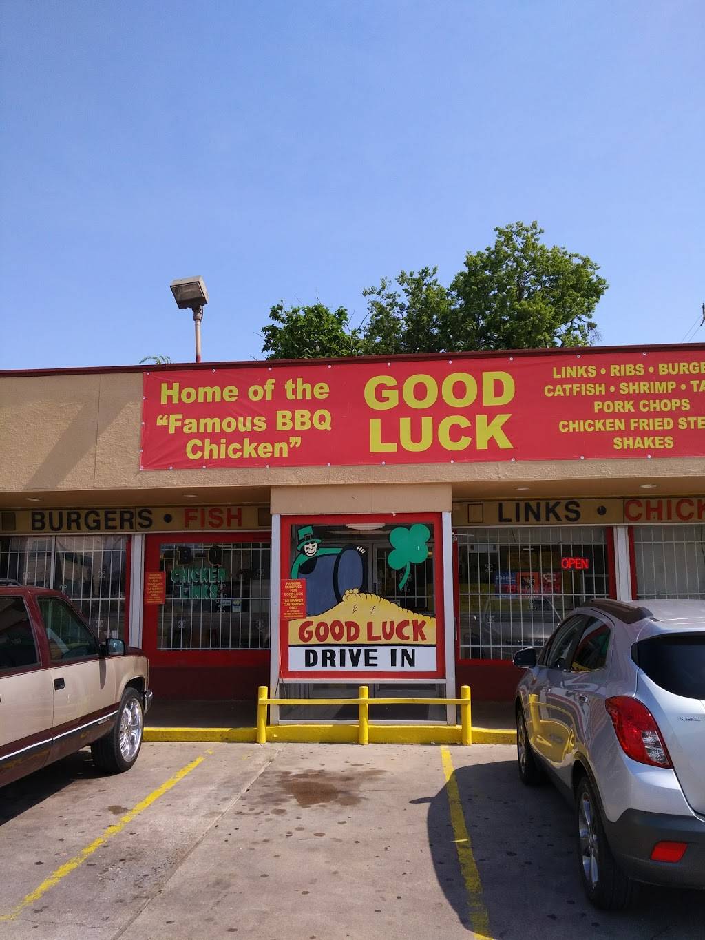 Good Luck Drive-In | restaurant | 950 W Rosedale St, Fort Worth, TX 76104, USA | 8173325507 OR +1 817-332-5507