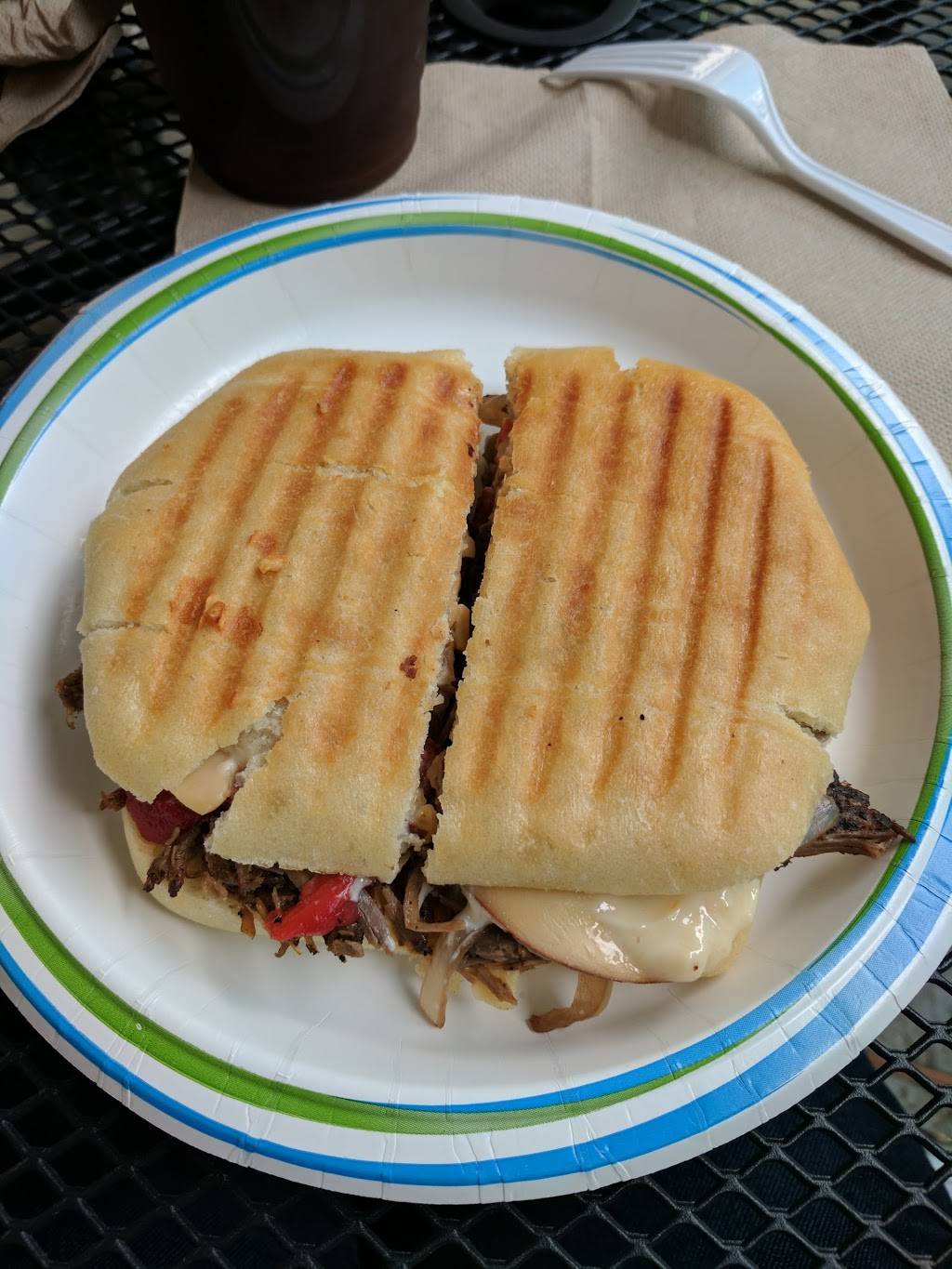 Grind N Crepe | restaurant | 301 Commerce St, Occoquan, VA 22125, USA | 5715723258 OR +1 571-572-3258