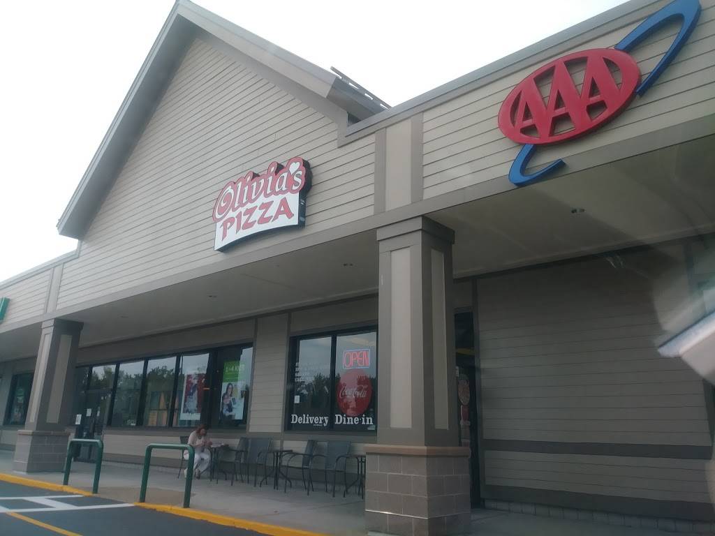 Olivias Pizza | restaurant | 379 Amherst St # 18, Nashua, NH 03063, USA | 6038838200 OR +1 603-883-8200