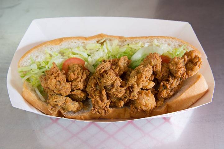 Capt. Sals Seafood & Chicken | restaurant | 3168 St Claude Ave, New Orleans, LA 70117, USA | 5049489990 OR +1 504-948-9990