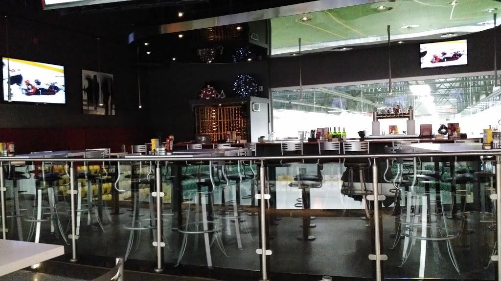 La Loge | restaurant | 499 Boulevard Labrosse, Gatineau, QC J8P 4R1, Canada | 8196695353 OR +1 819-669-5353