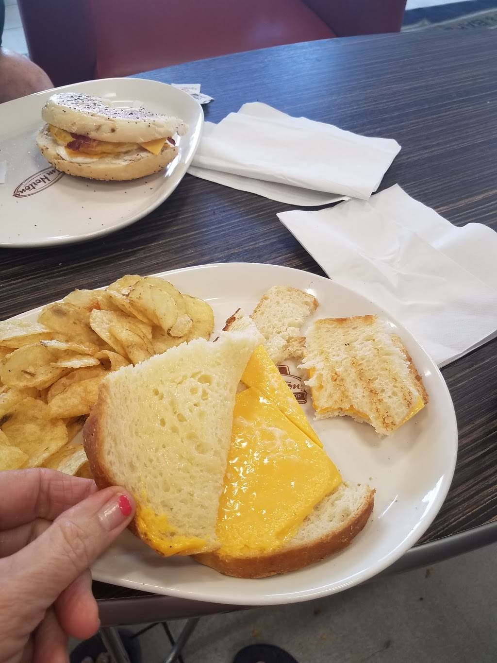 Tim Hortons | restaurant | 1185 E Main St, Ashland, OH 44805, USA | 4192079997 OR +1 419-207-9997