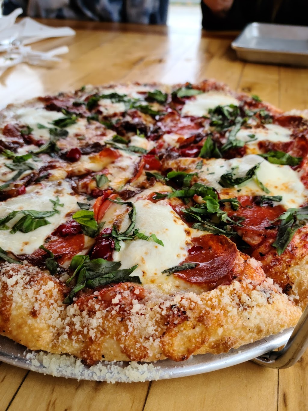 Beards Brewery | restaurant | 215 E Lake St, Petoskey, MI 49770, USA | 2317532221 OR +1 231-753-2221