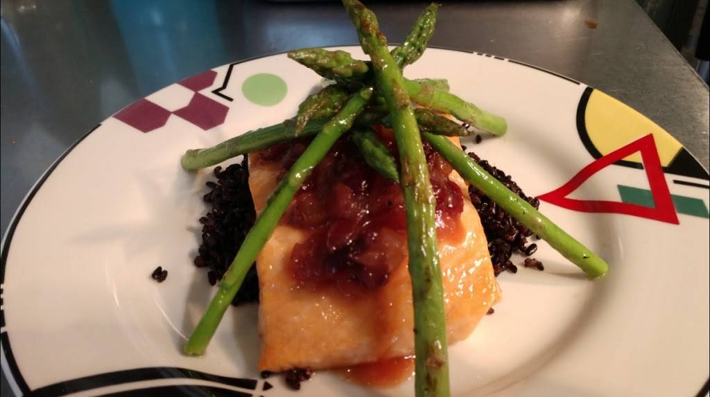 Starfish Café | restaurant | 211 Main St, Bay St Louis, MS 39520, USA | 2282293503 OR +1 228-229-3503