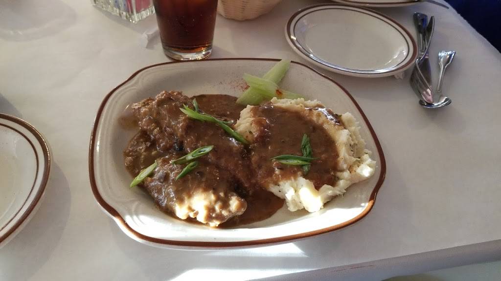 Angela’s on the River | restaurant | 2 6th Ave, St Albans, WV 25177, USA | 3047222244 OR +1 304-722-2244