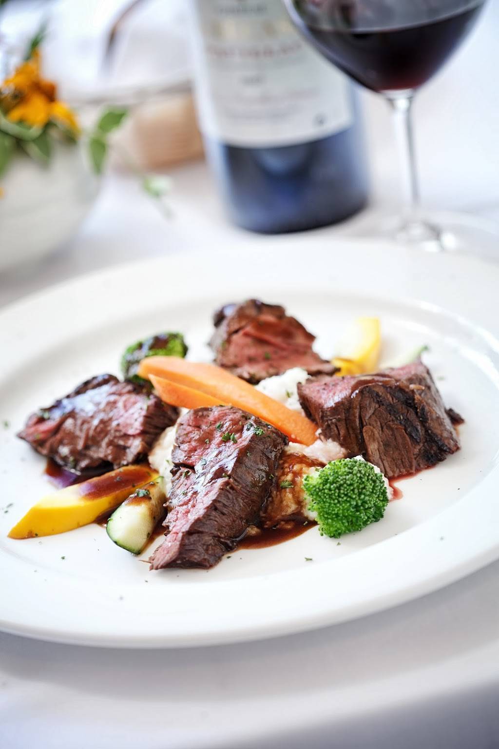 La Becasse Restaurant | restaurant | 9001 S Dunns Farm Rd, Maple City, MI 49664, USA | 2313343944 OR +1 231-334-3944