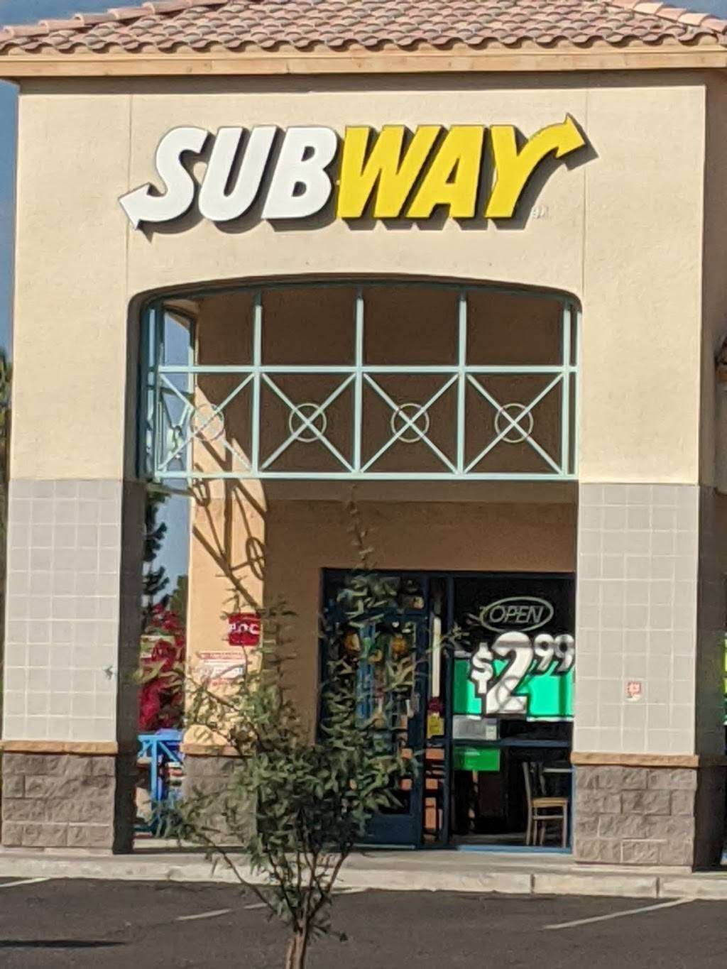 Subway | meal takeaway | 876 N McQueen Rd Suite 111, Gilbert, AZ 85233, USA | 4806359399 OR +1 480-635-9399