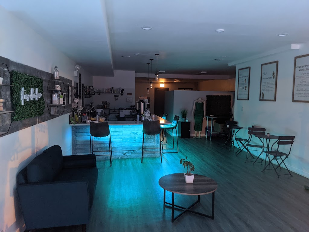 Sleek And Healthy Nutrition | restaurant | 5713 W Irving Park Rd, Chicago, IL 60634, USA | 3128774057 OR +1 312-877-4057