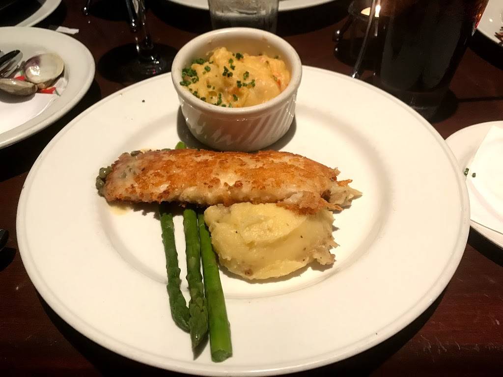 Real Seafood Company Naples | restaurant | 8960 Fontana Del Sol Way, Naples, FL 34109, USA | 2395913232 OR +1 239-591-3232