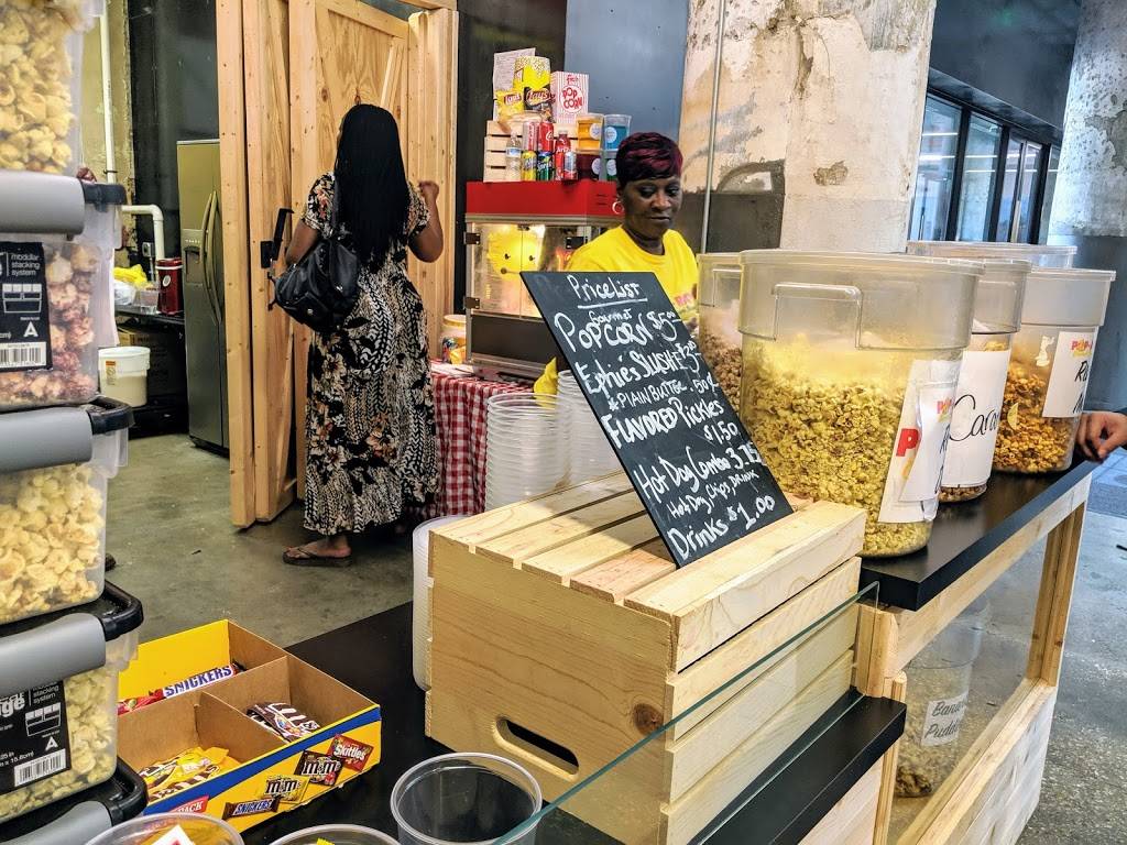 PAP-A-ROOS Gourmet Popcorn Shoppe | restaurant | 726 North Pkwy, Memphis, TN 38105, USA | 9018263376 OR +1 901-826-3376