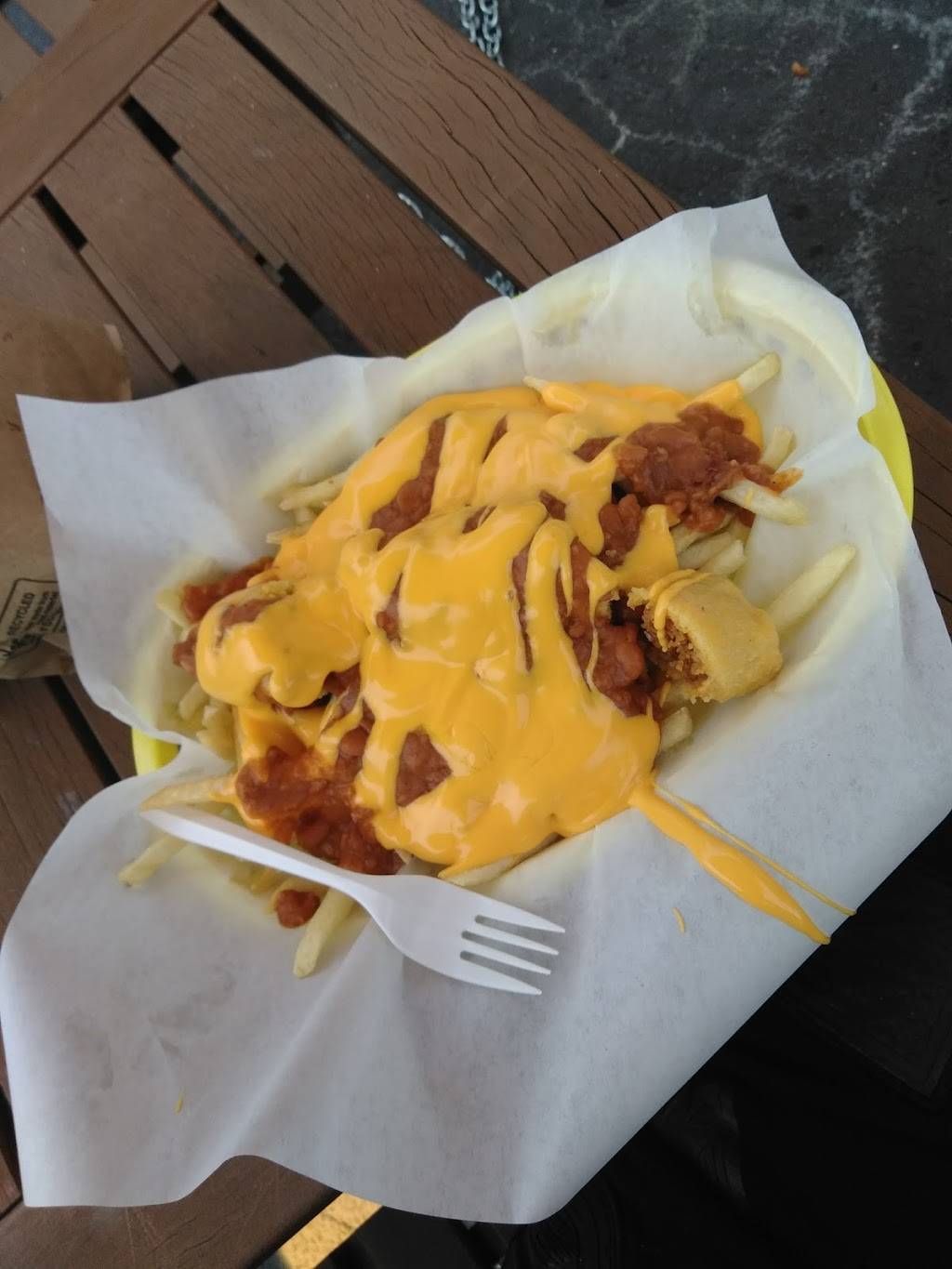 L & M Hot Dogs | restaurant | 5125 W 47th St, Chicago, IL 60638, USA | 7735810614 OR +1 773-581-0614